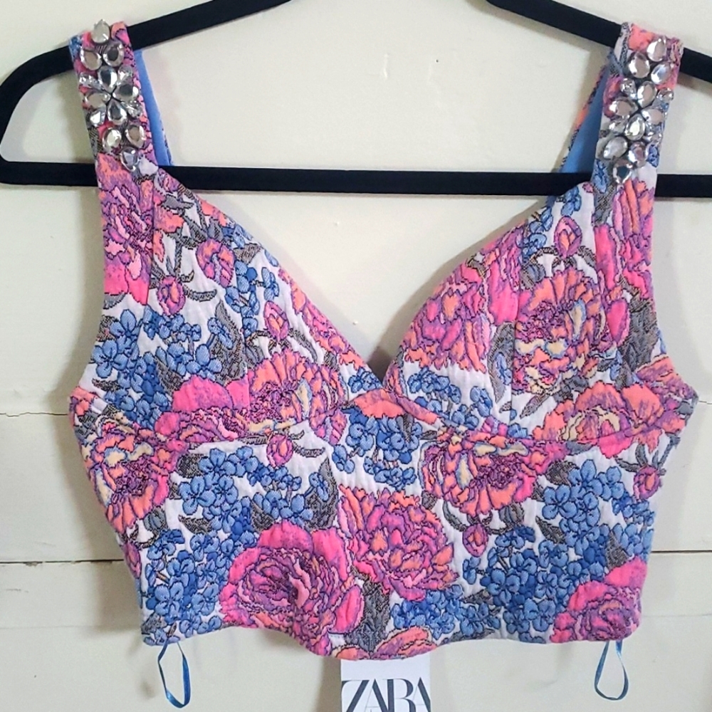 Zara  crop top size M NWT